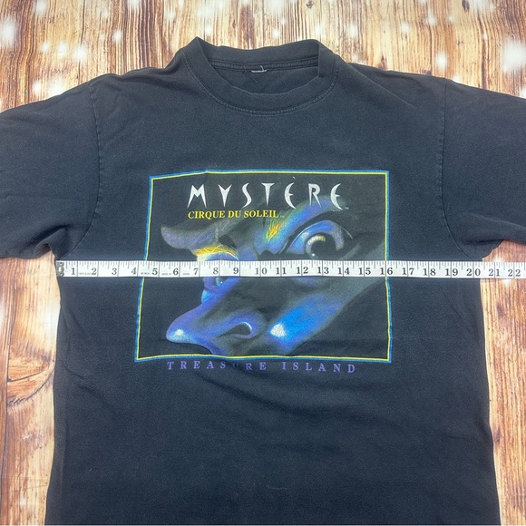 Vintage Mystere Cirque du Soleil Treasure Island T- Shirt - Picture 6 of 9